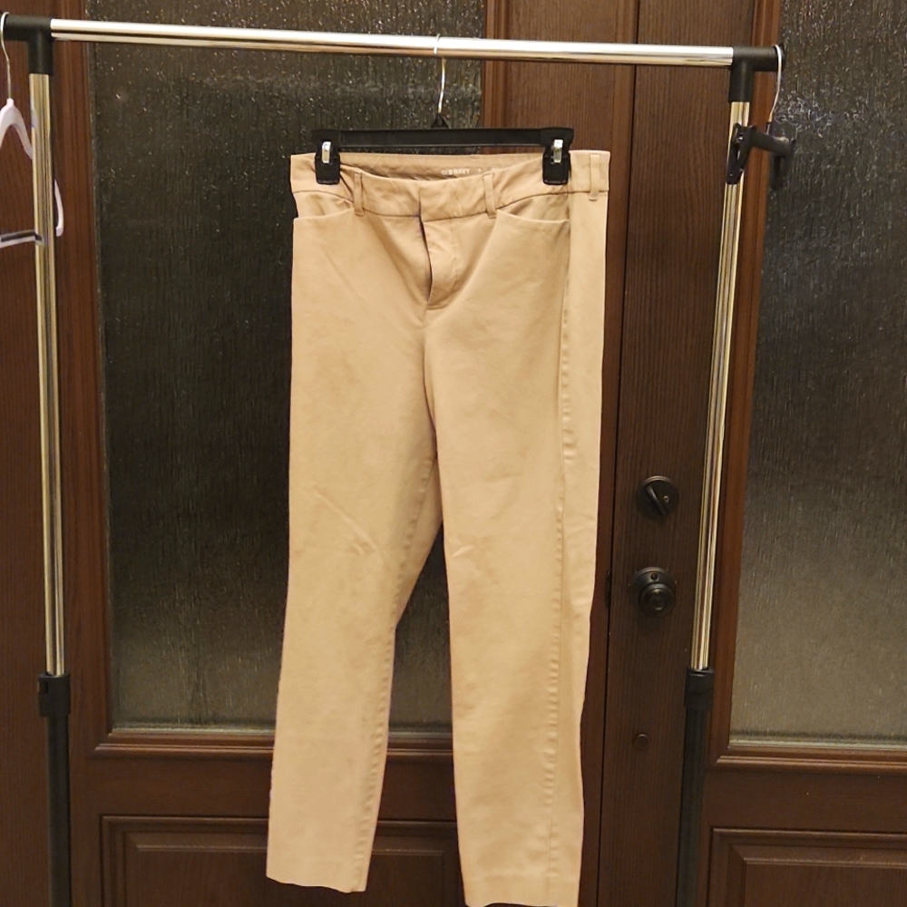 Old Navy women's size 6 pants